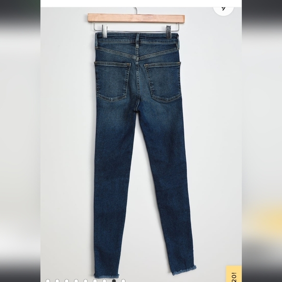 We The Free High Rise Skinny Jeans Jeggings Raw Hem Dark Wash - Picture 5 of 6